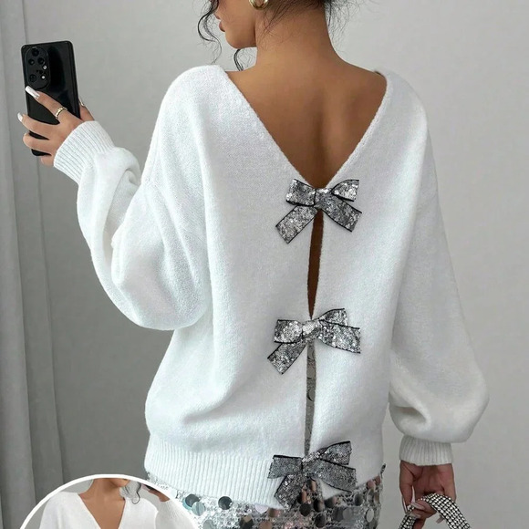 White Casual Women's Bowknot Sequins Decor Sweater - Picture 1 of 5